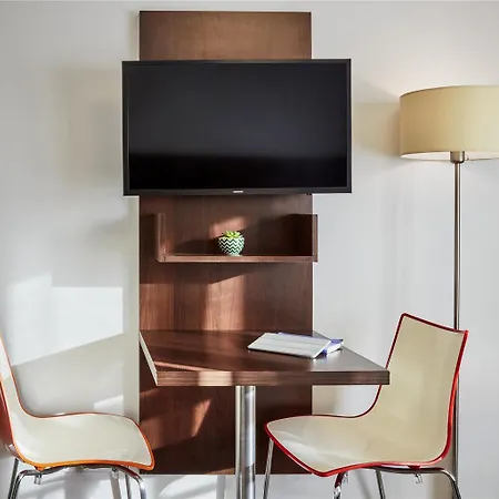 Adagio Access Bastille Aparthotel