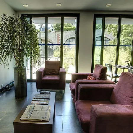 Adagio Access Bastille Aparthotel 3*