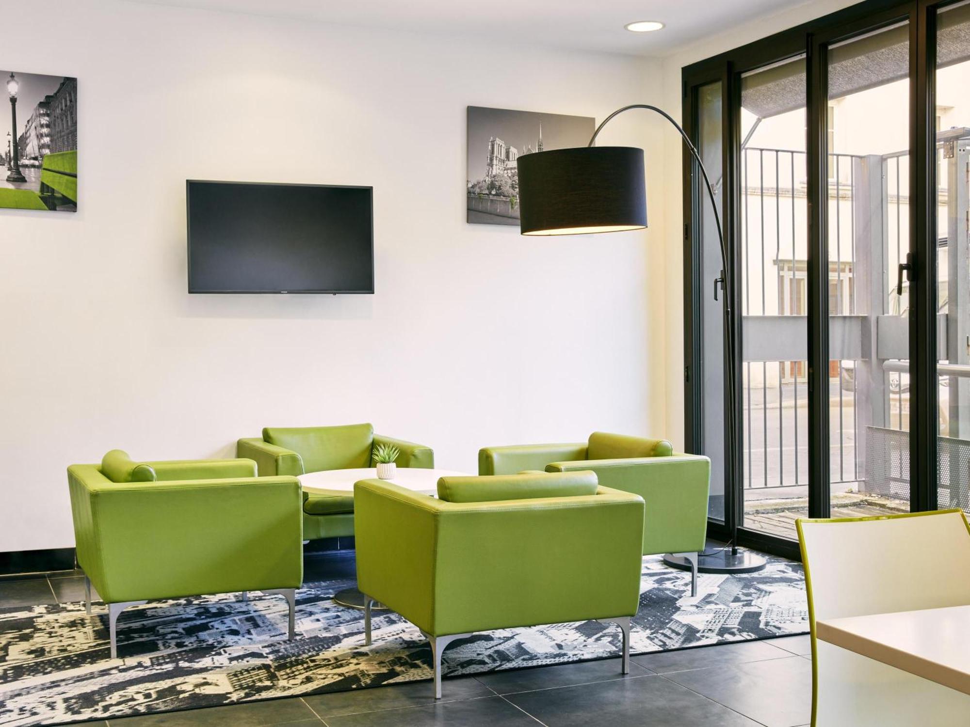 Adagio Access Bastille 3*