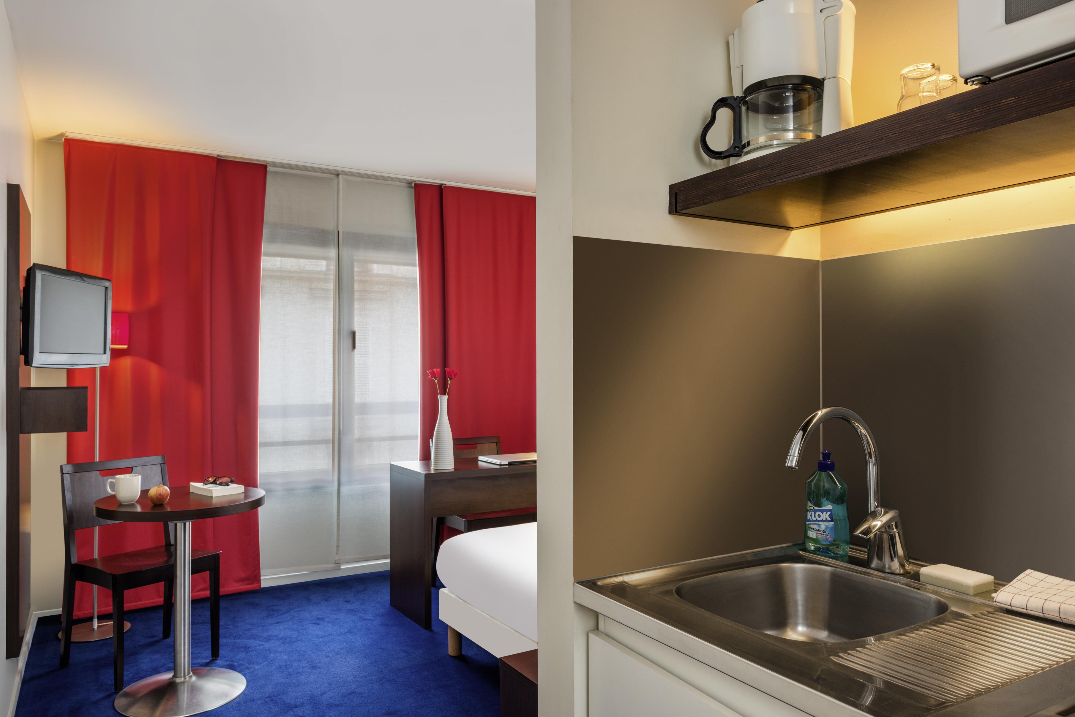 Adagio Access Bastille Aparthotel 3*